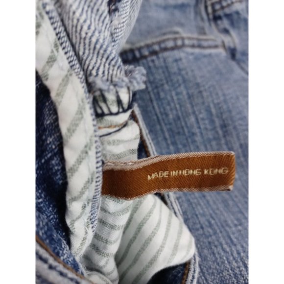 St. John's Bay Women's Light Wash Mid Rise Jeans Size 30x30 Made in Hong Kong - Picture 9 of 9